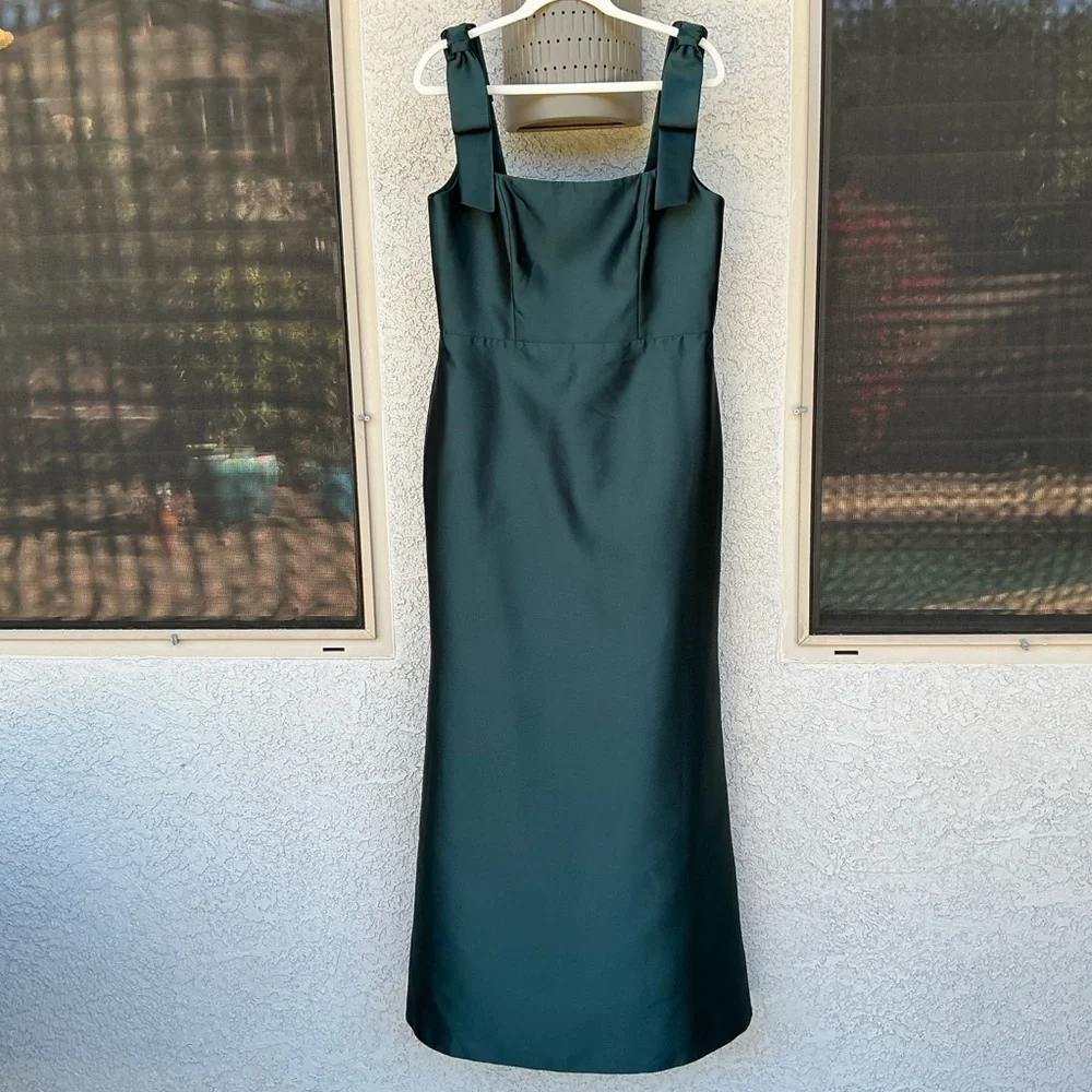 NWT Alfred Sung Winslet Satin Fit & Flare Maxi Dress Shoulder Bows Size 14 D868 - Picture 3 of 13